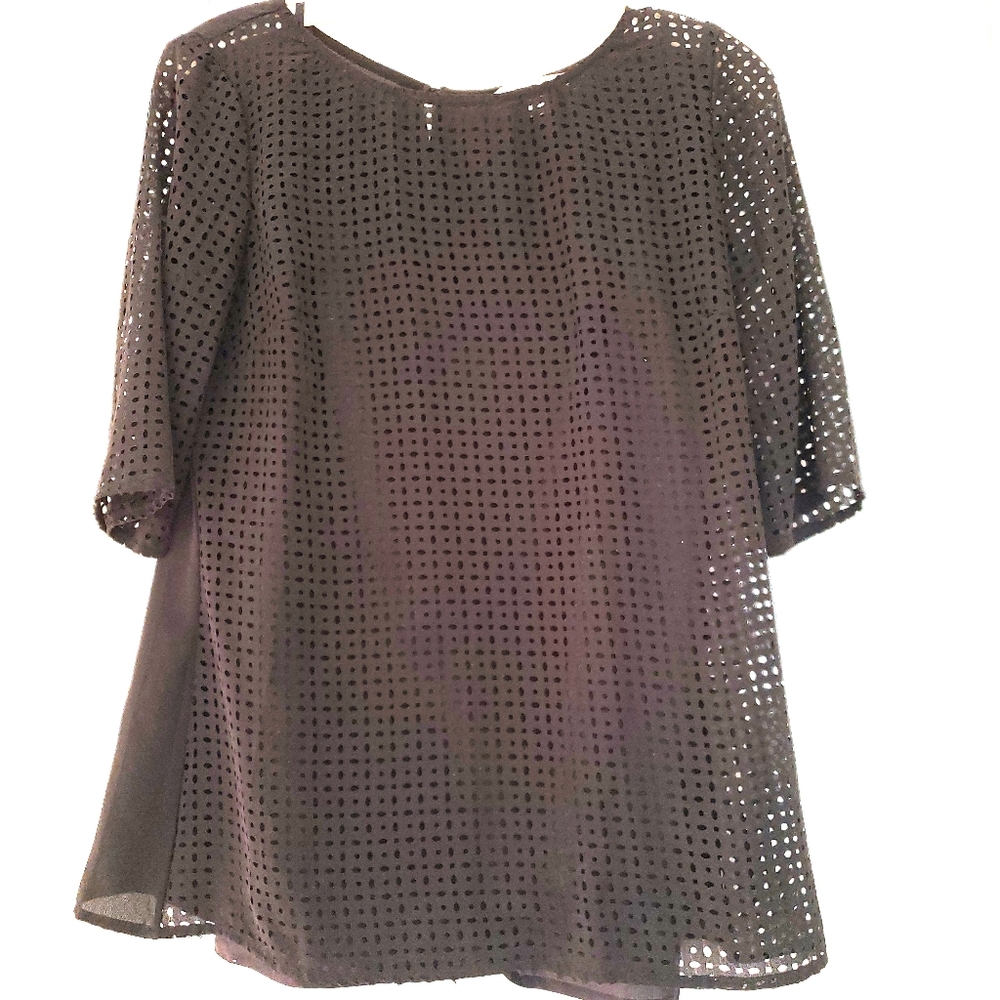 Banana Republic Short Sleeve Laser Cut Top